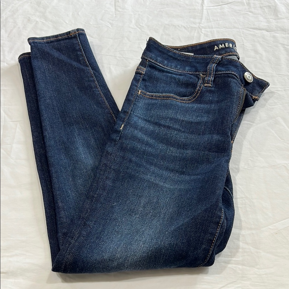 American Eagle Outfitters Blue Jeggings with Stretch and Faded Design
